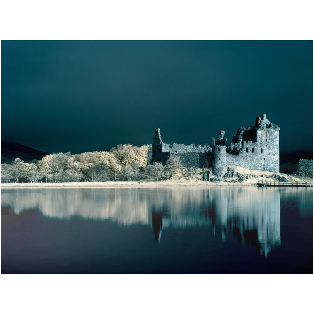 Metal Print - Kilchurn Castle, Scotland, Pat Cahill